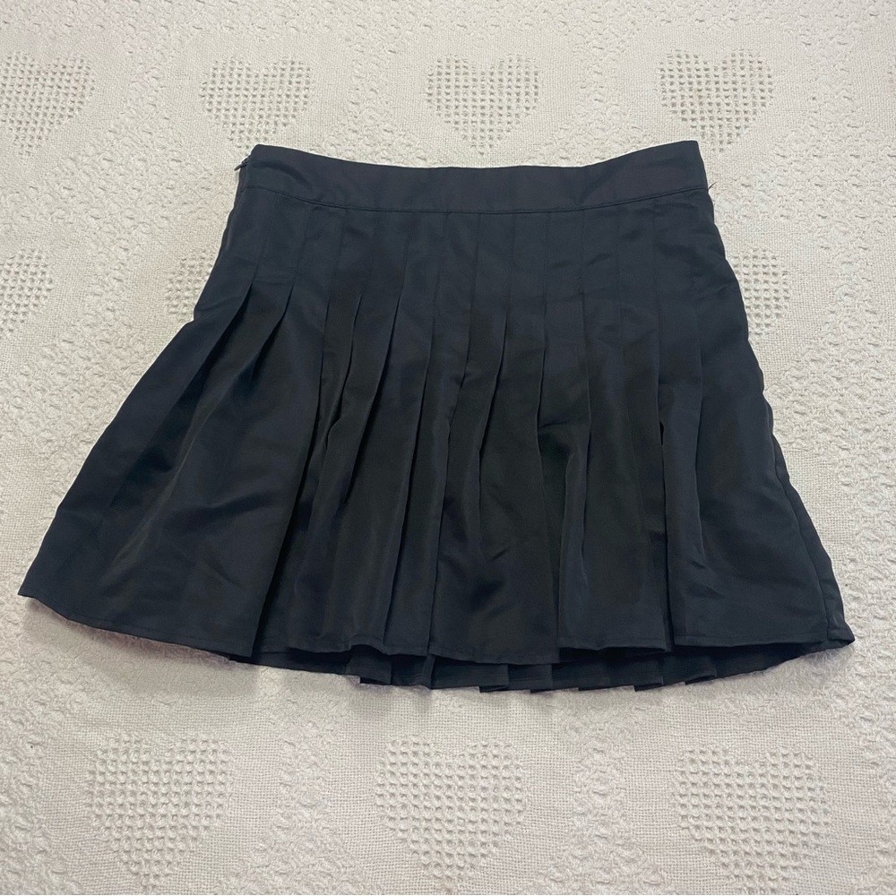 🍓Love, Fire Pleated Skirt (M)